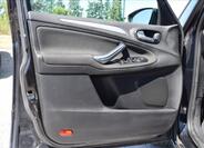 Ford Galaxy 26