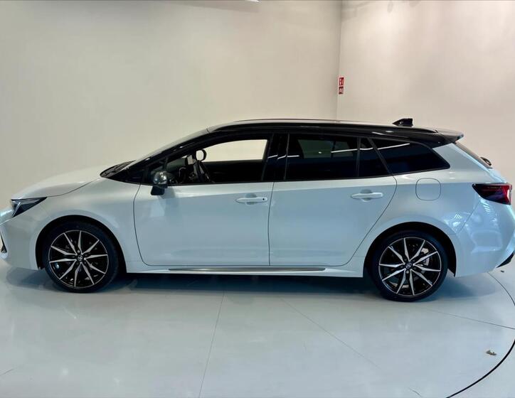Toyota Corolla 4