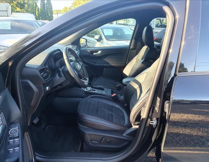 Ford Kuga 9