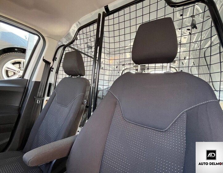 Ford Transit Courier 29