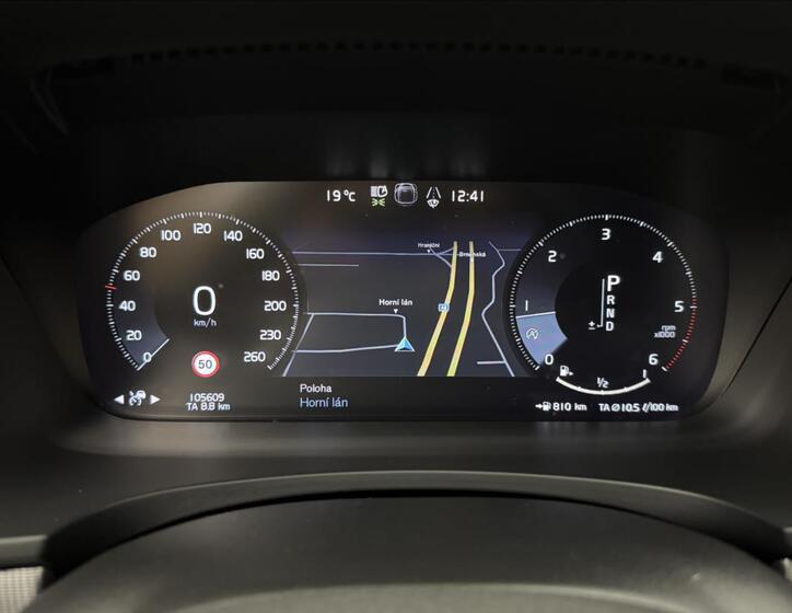 Volvo V90 10