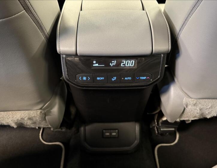 Toyota Highlander 21