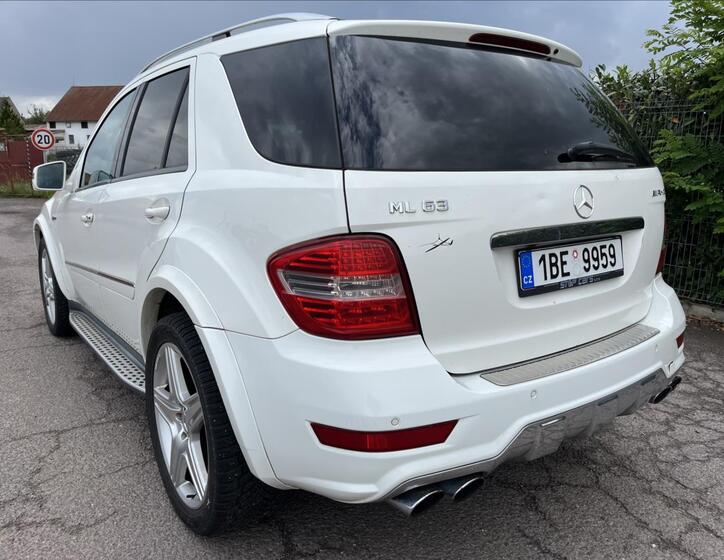 Mercedes-Benz Třídy M 41