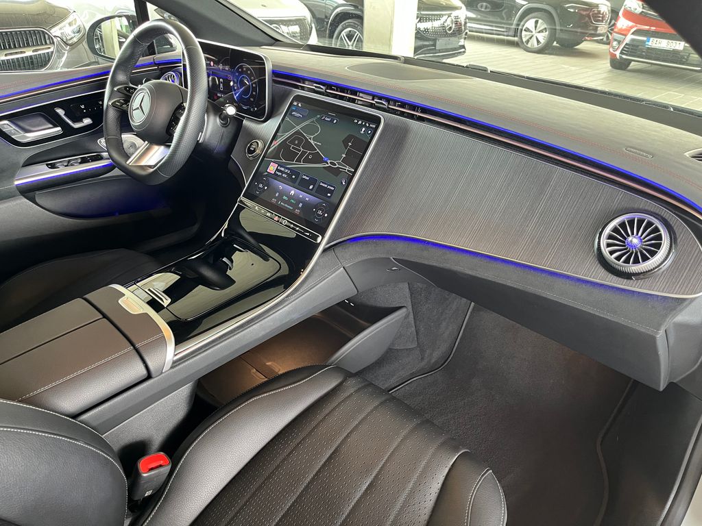 Mercedes-Benz EQE