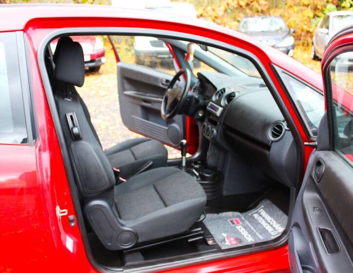Mitsubishi Colt 11