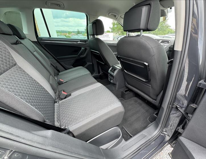 Volkswagen Tiguan 16
