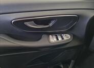Mercedes-Benz Třídy V 12