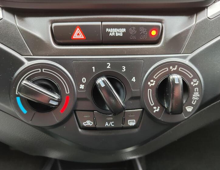 Suzuki Baleno 19