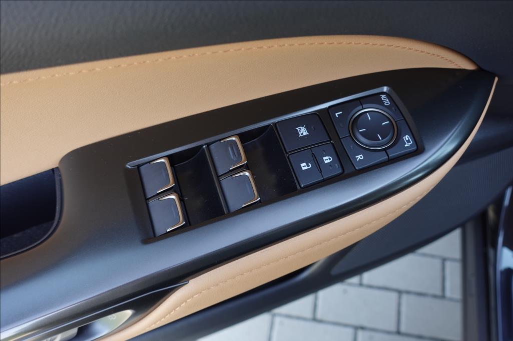 Lexus NX 450h plus