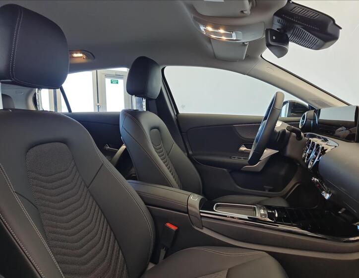 Mercedes-Benz Třídy A 12