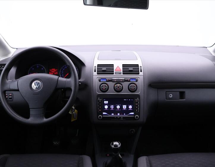 Volkswagen Touran 33