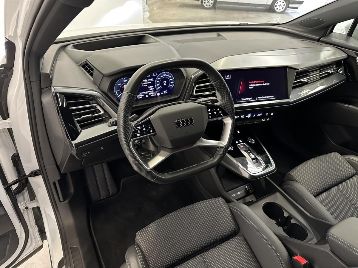 Audi Q4