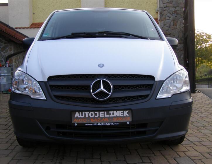 Mercedes-Benz Vito 9