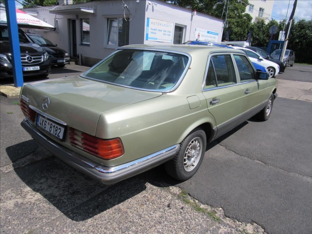 Mercedes-Benz 126