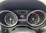 Mercedes-Benz GL 16