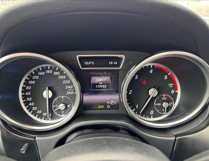 Mercedes-Benz GL 16