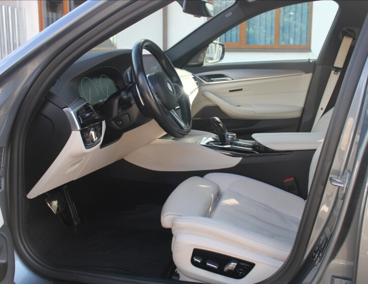 BMW Řada 5 28