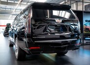 Cadillac Escalade 3