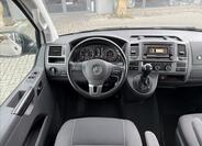Volkswagen Multivan 18