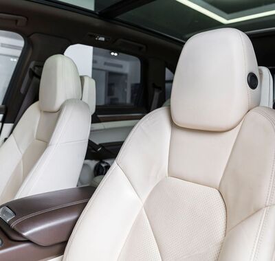 Porsche Cayenne 7