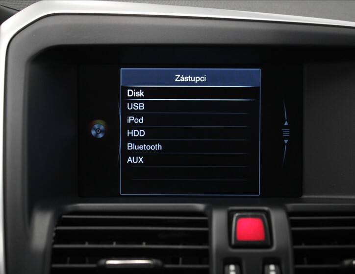 Volvo XC60 11