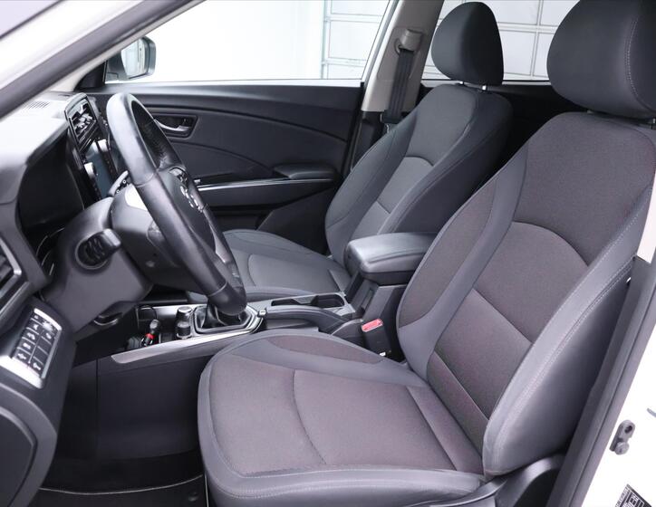 SsangYong Tivoli 12