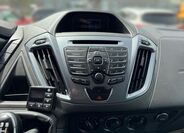Ford Tourneo Custom 9