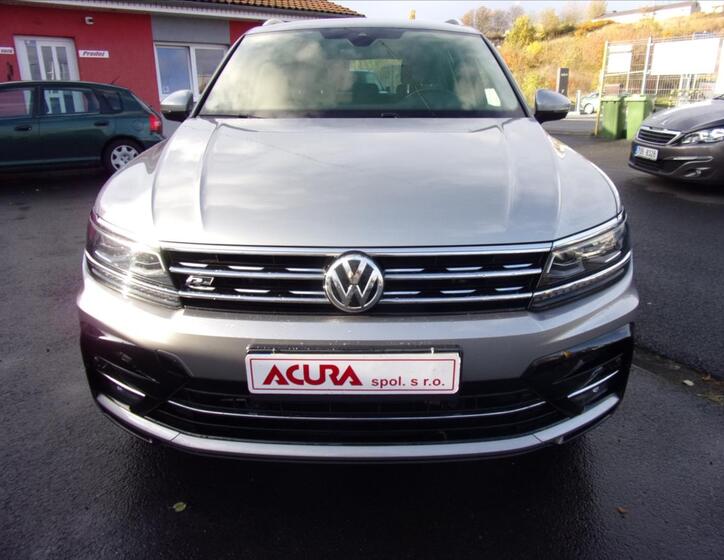 Volkswagen Tiguan 8