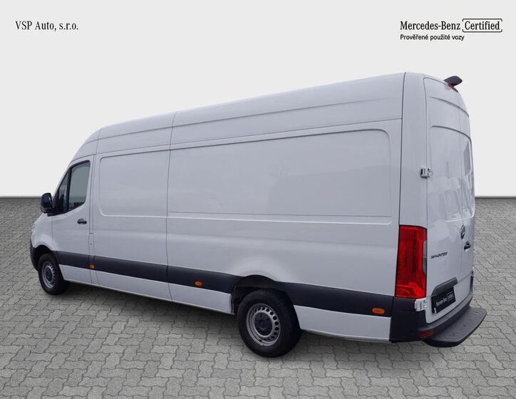 Mercedes-Benz Sprinter 3