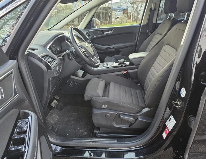 Ford S-MAX 10