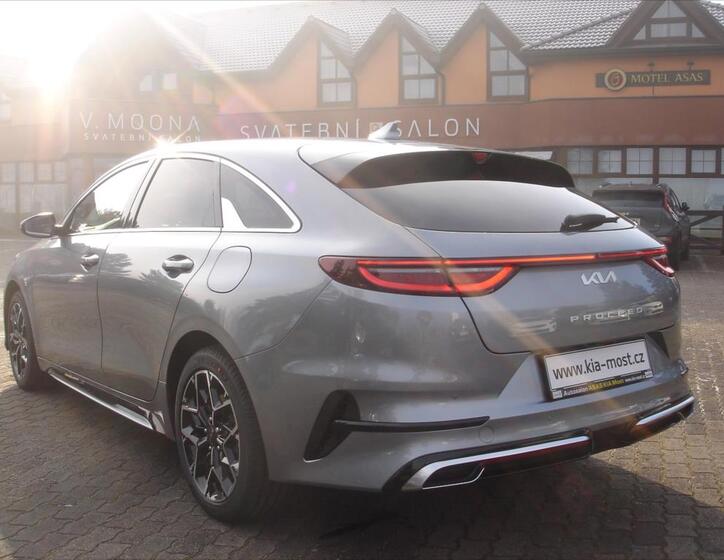 KIA ProCeed 7