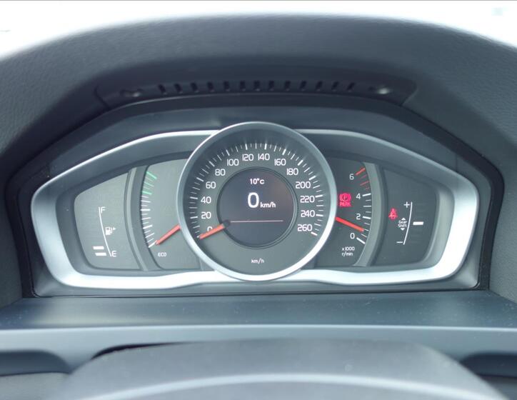 Volvo V60 32