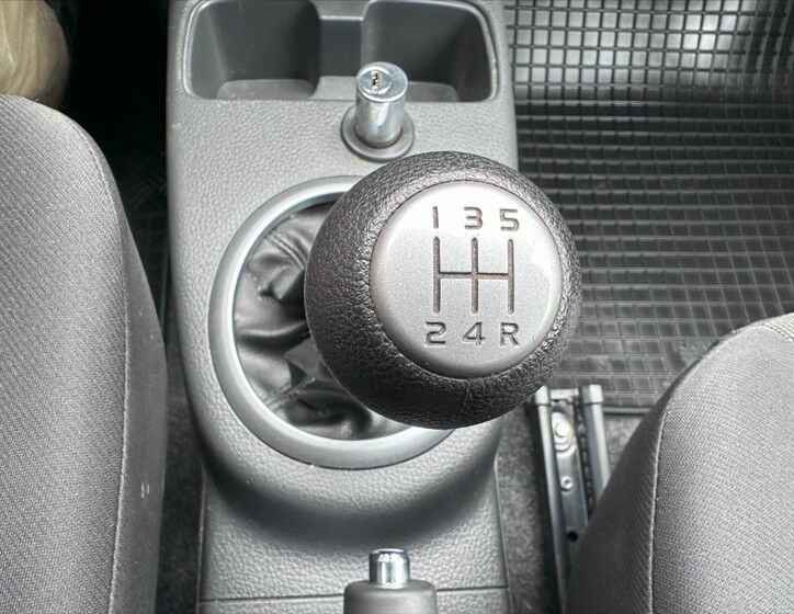 Suzuki SX4 26