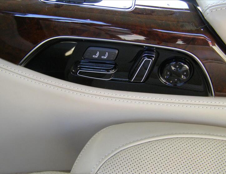 Audi A8 24