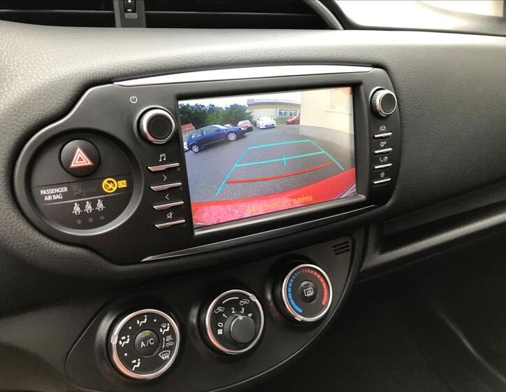 Toyota Yaris 11