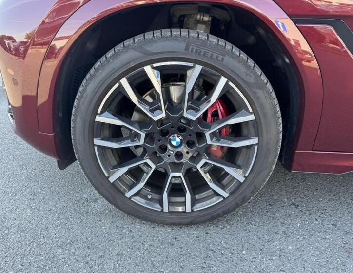 BMW X6 4