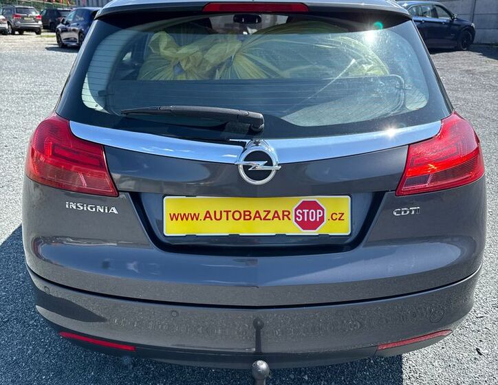 Opel Insignia 5
