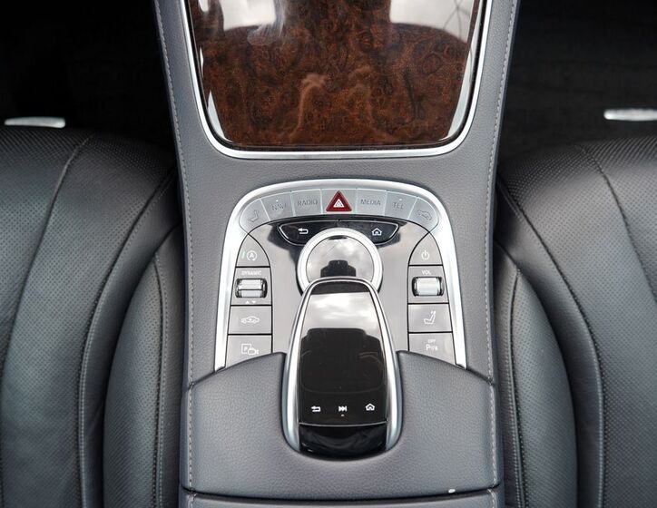Mercedes-Benz Třídy S 37