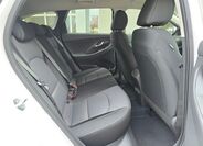 Hyundai i30 25