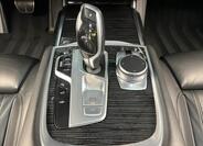 BMW Řada 7 29