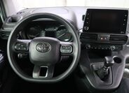 Toyota ProAce 14