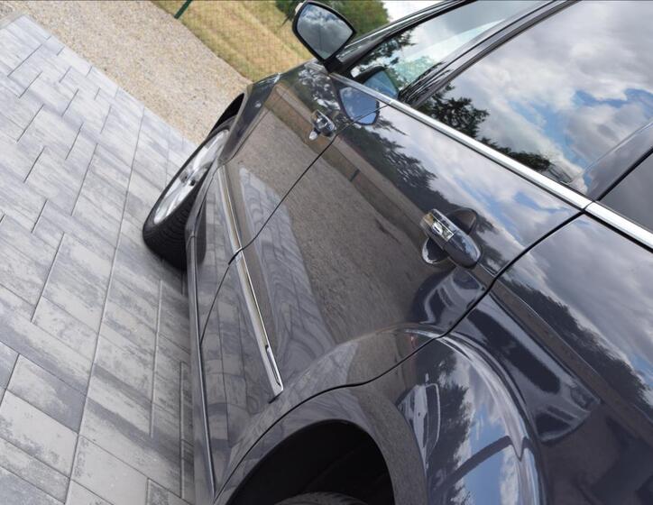 Ford Galaxy 12