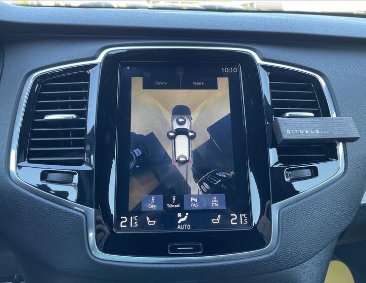 Volvo XC90 22