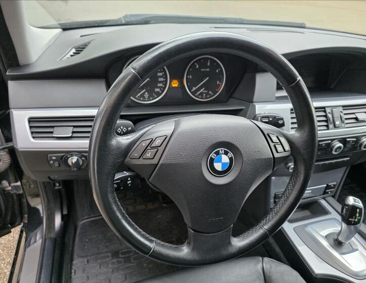 BMW Řada 5 14