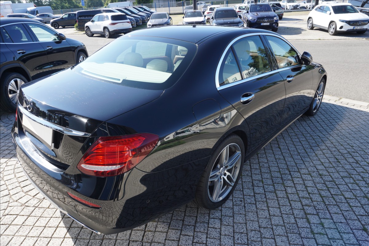 Mercedes-Benz Třídy E