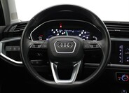 Audi Q3 9