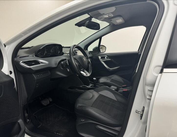 Peugeot 2008 24