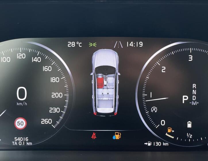Volvo XC90 10