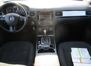 Volkswagen Touareg 11