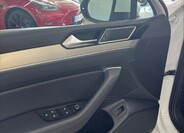 Volkswagen Passat 10